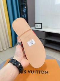 Picture of Louis Vuitton Slippers _SKULVsz38-44mnf07121241